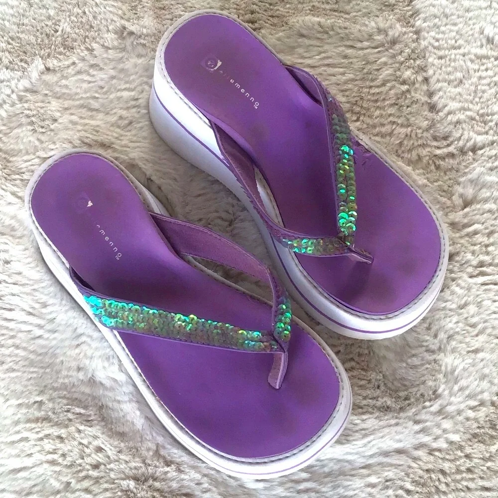 90’s Y2K platform wedge thong sandals